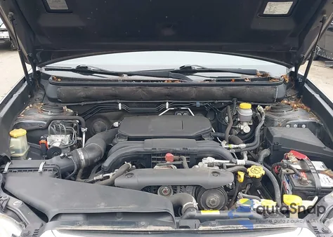 2011 Subaru Outback 2.5I Limited z USA, uszkodzony, nr VIN 4S4BRBKC6B3438990